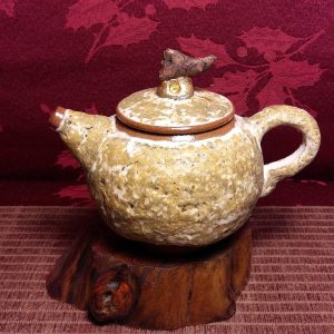芙蓉木鈕陶壺F06